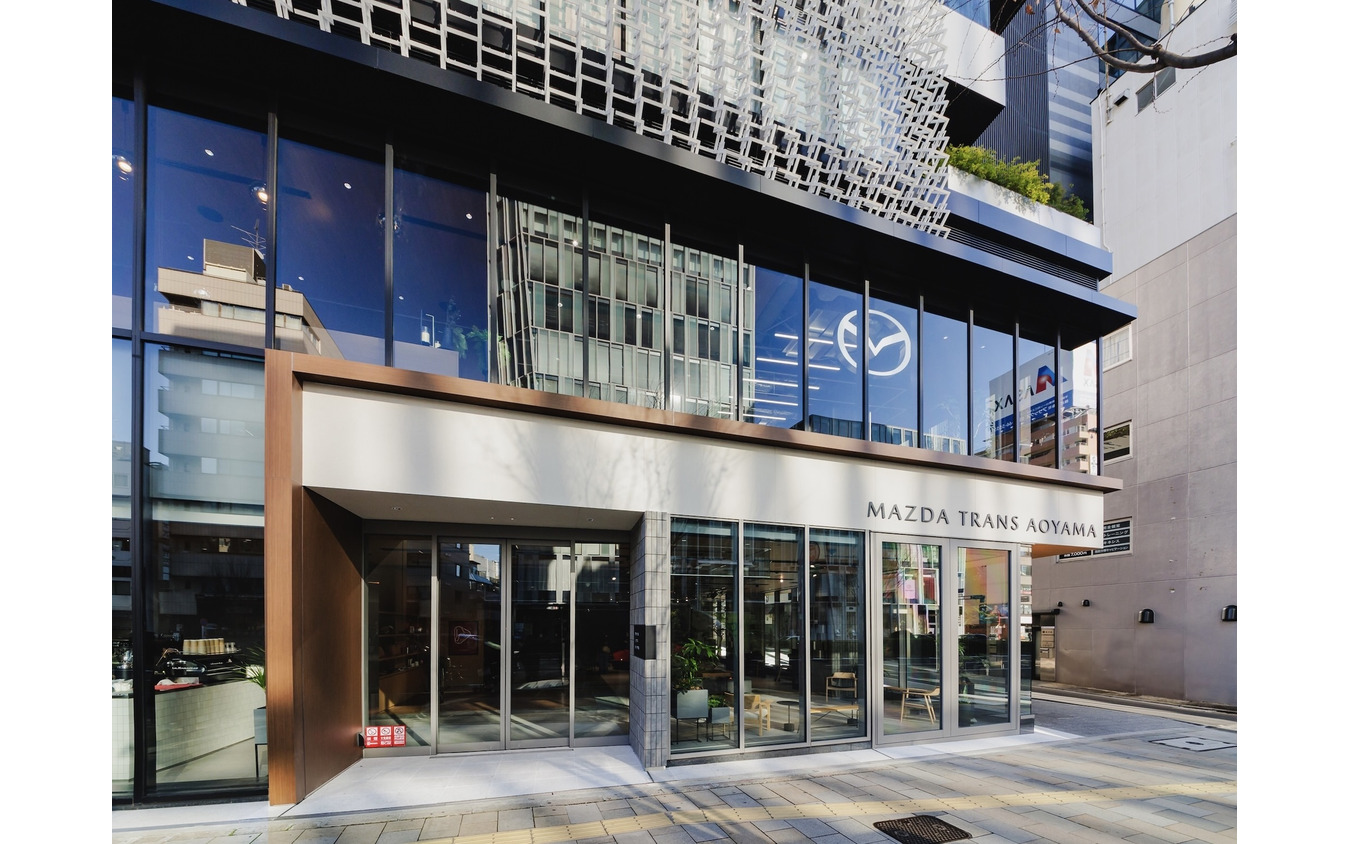 MAZDA TRANS AOYAMA