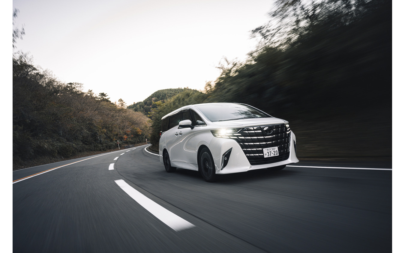 REGNO『GR-XIII TYPE RV』x トヨタ アルファード