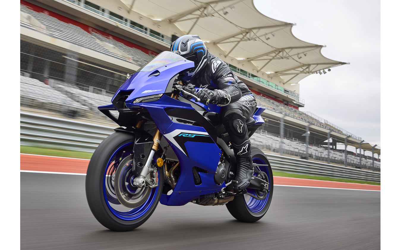 ヤマハ YZF-R9