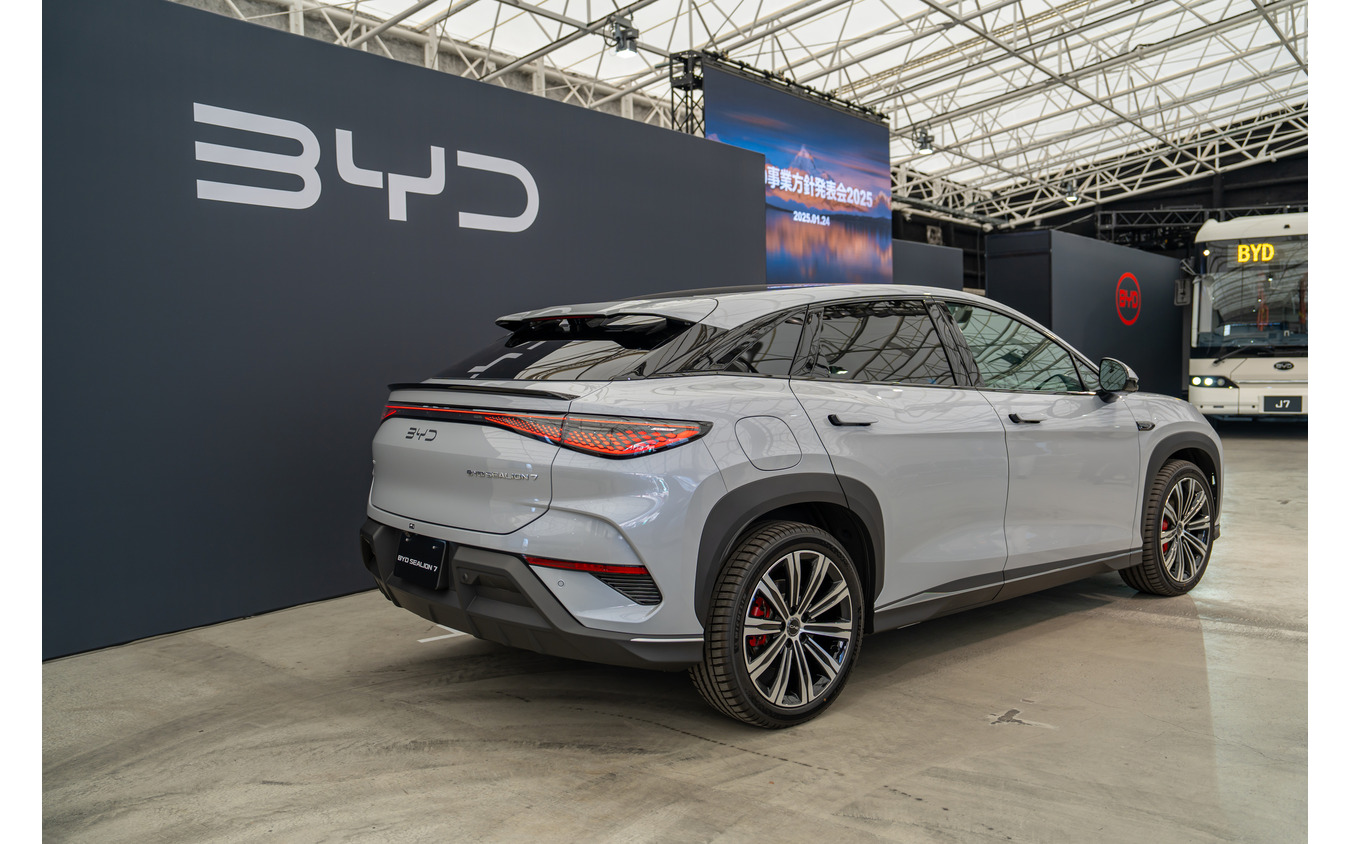 BYD SEALION 7(シーライオン7)