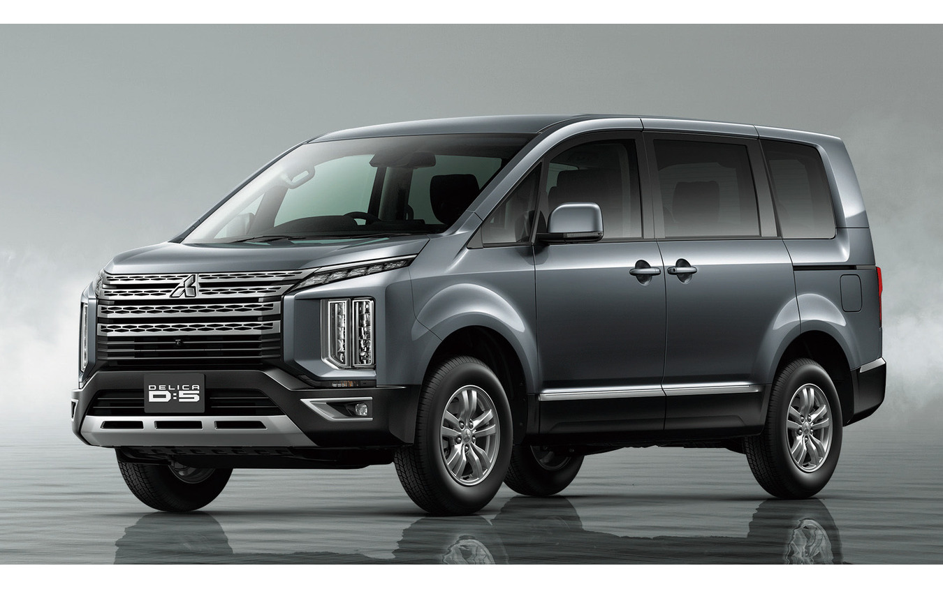MITSUBISHI デリカD:5