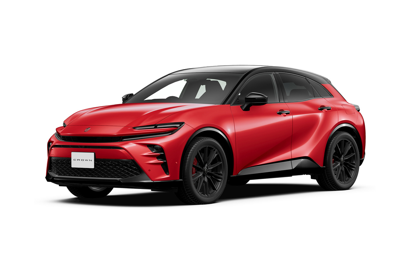 TOYOTA クラウンスポーツ