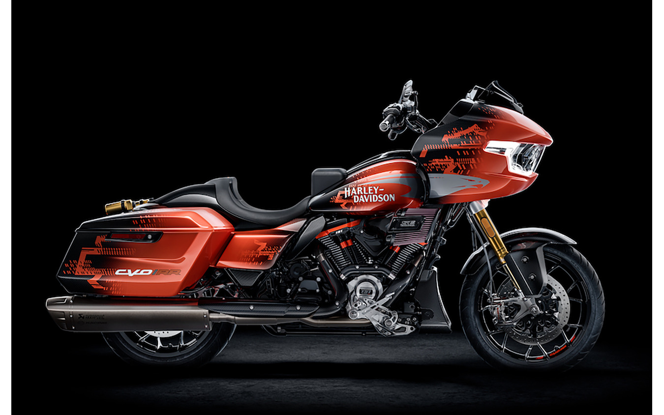 ハーレーダビッドソン『CVO Road Glide RR』