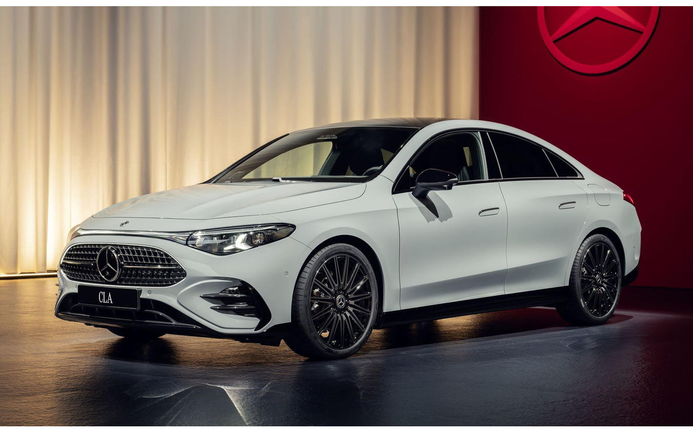 メルセデスベンツ『CLA』新型のハイブリッド