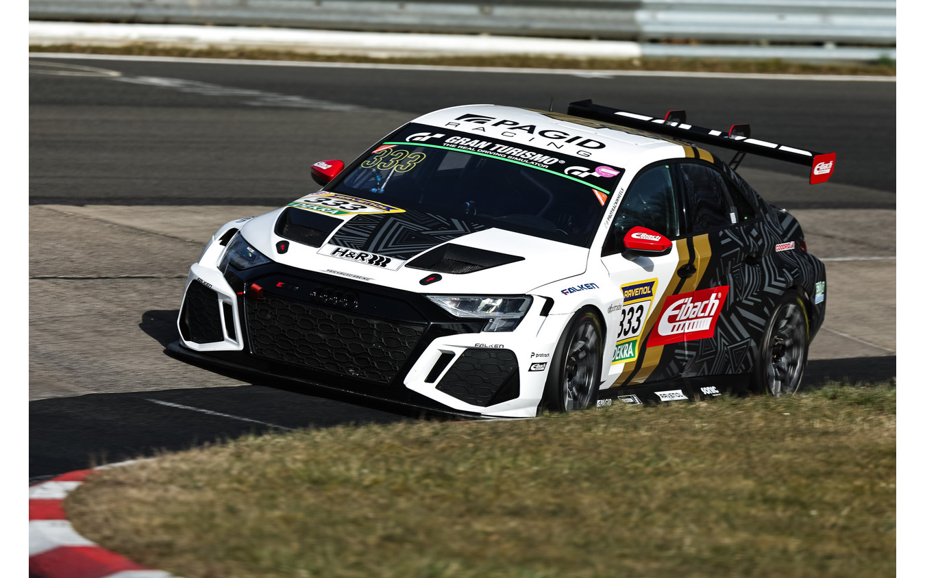 AT3クラス優勝の333号車