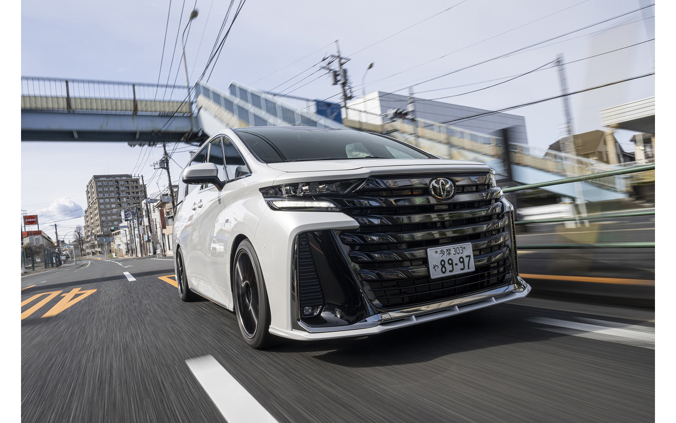 BLITZ × TOYOTA アルファード/ヴェルファイア