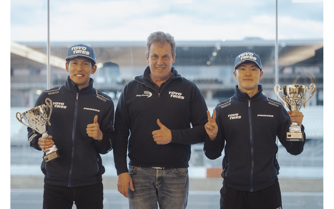 TOYO TIRES with Ring Racing 中山雄一選手(左)ウヴェ・クリーン監督(中)小高一斗選手(右)