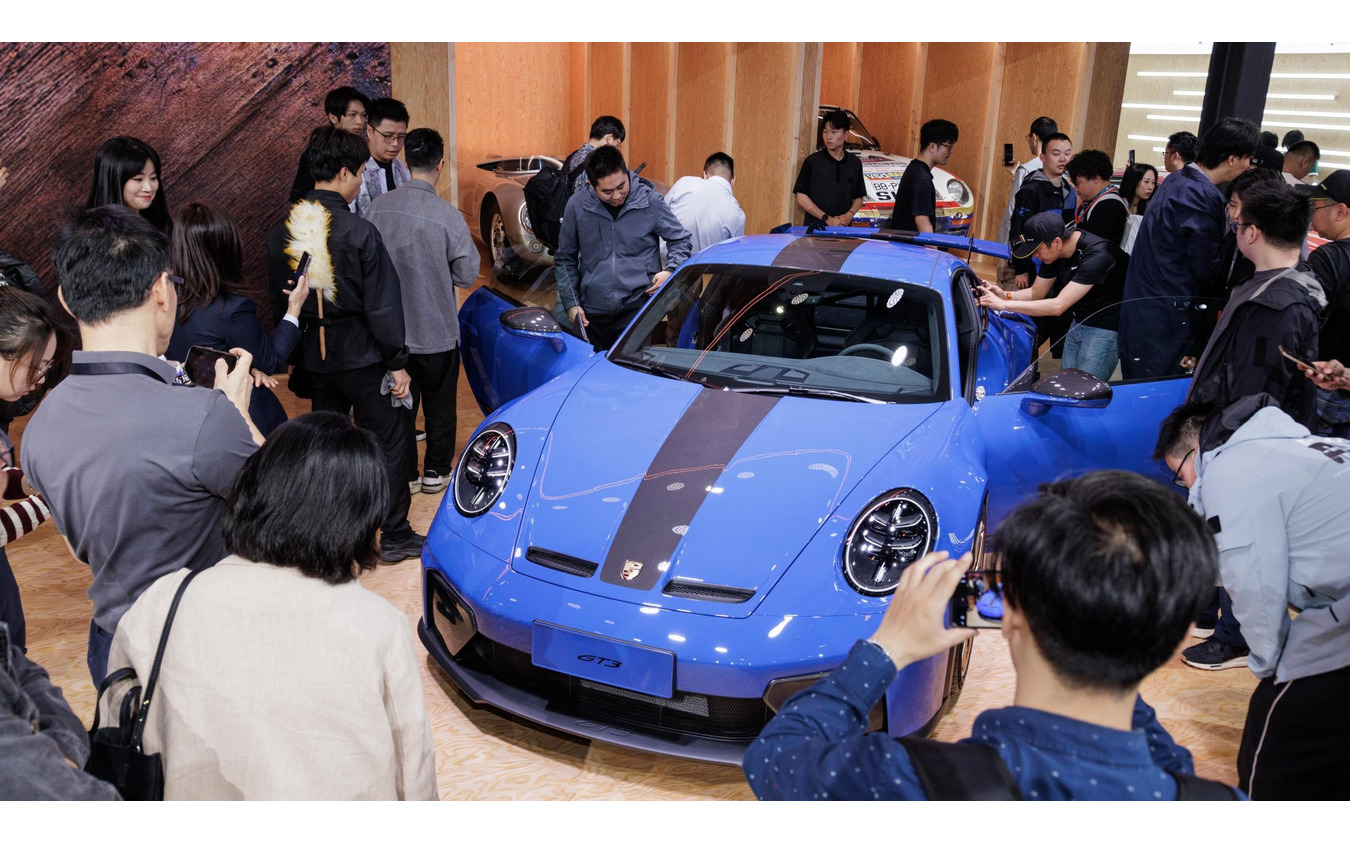 ポルシェ『911GT3』改良新型(上海モーターショー2025)