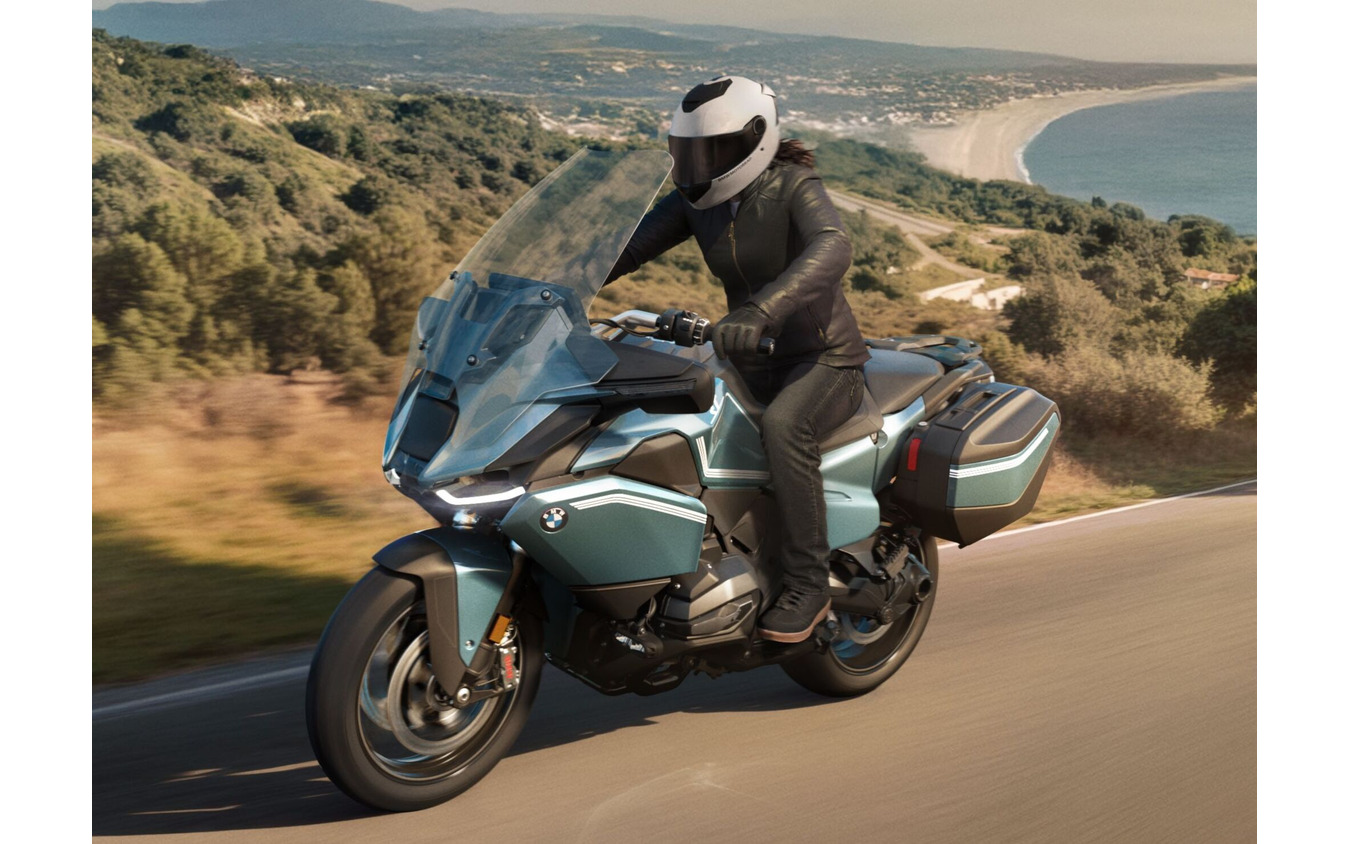 BMW R 1300 RT 新型