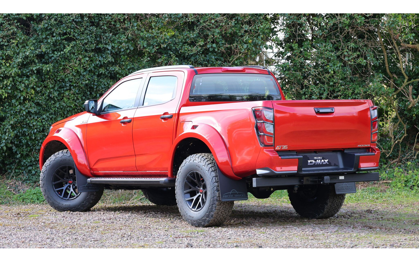 いすゞ『D-Max Arctic Trucks AT35』
