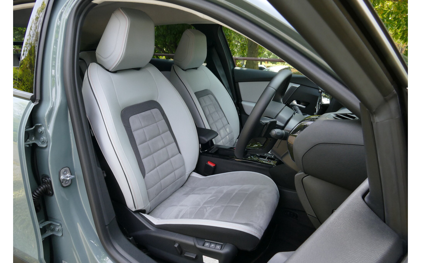 シトロエン C4 MAX Hybrid