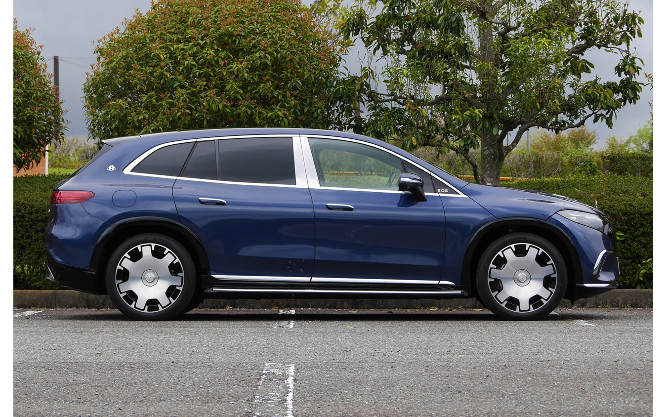 メルセデスマイバッハ EQS 680 SUV