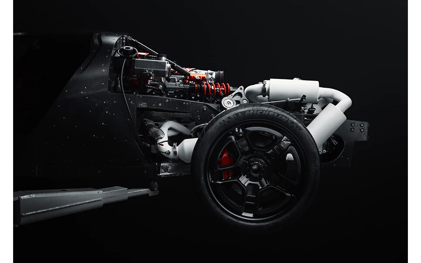 デ・トマソの新型スーパーカー『P72』