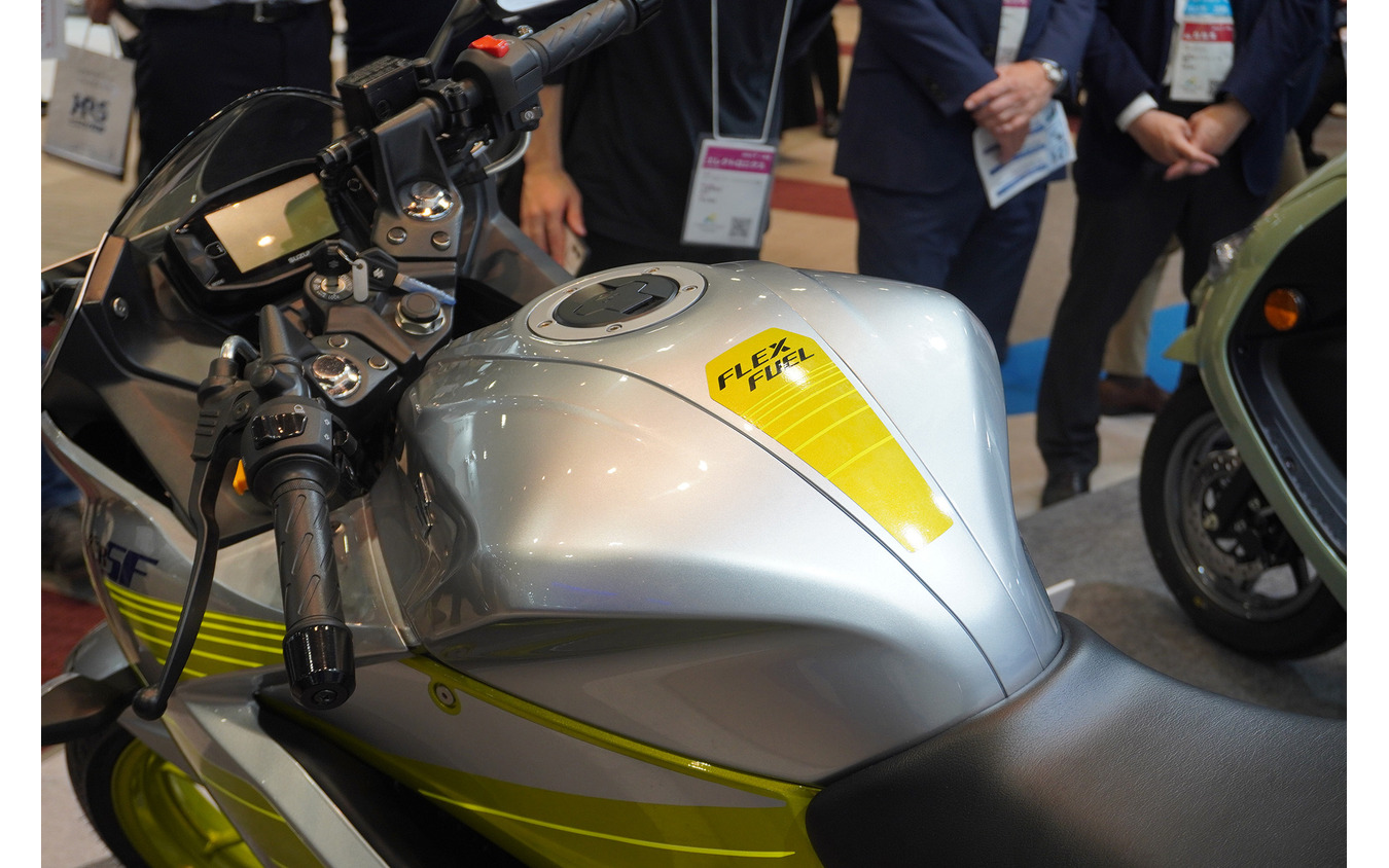 スズキ ジクサーSF 250 FFV(人とくるまのテクノロジー展2025)