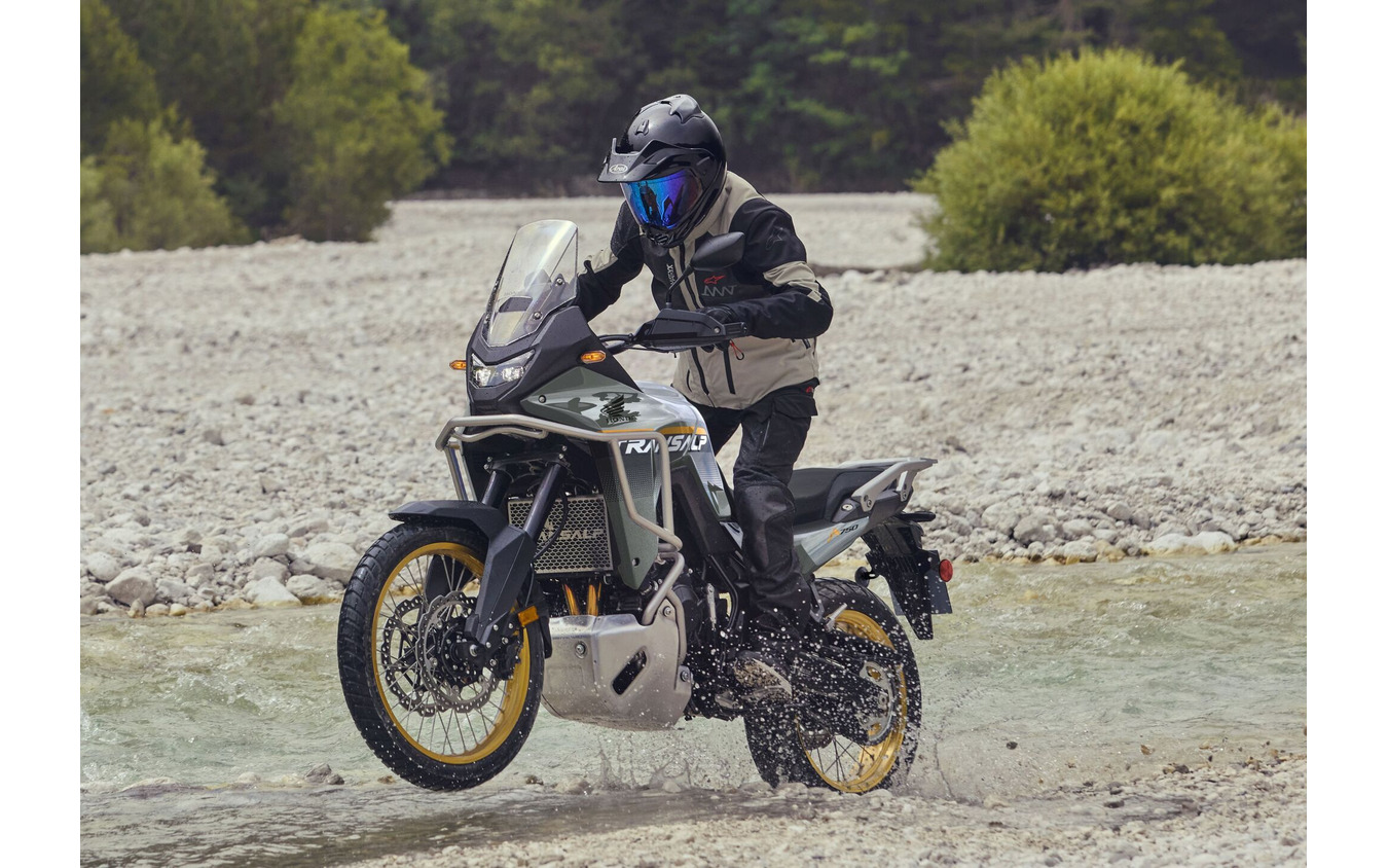 ホンダ『XL750トランザルプ』の2025年モデル(米国仕様)