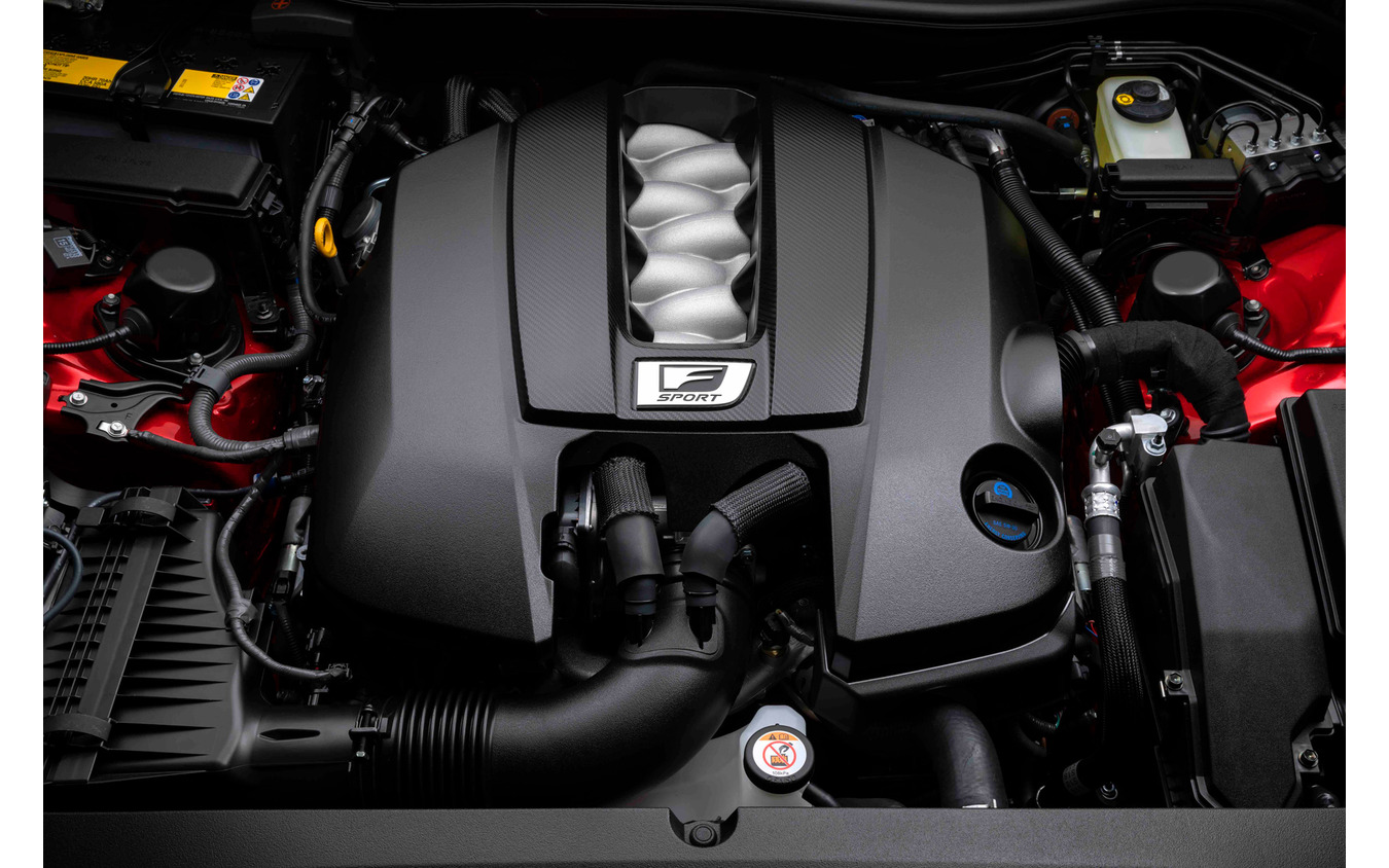 レクサス『IS 500』に搭載される自然吸気V8エンジン
