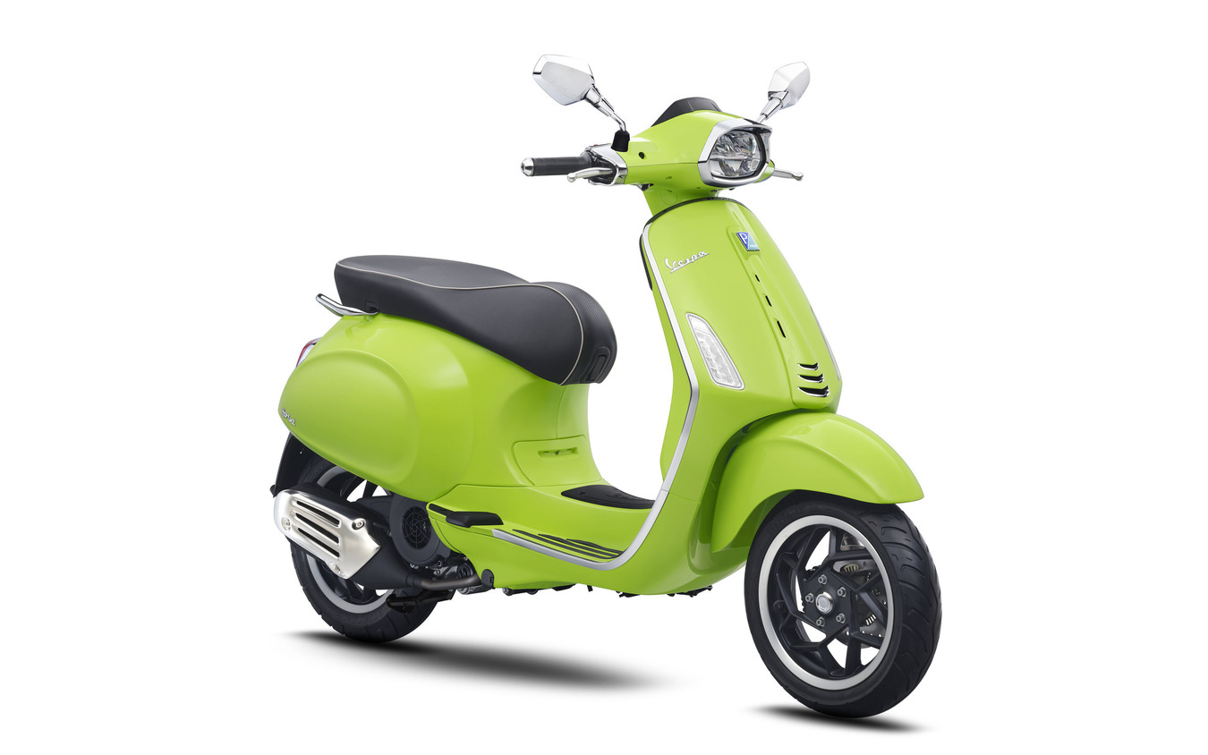 ベスパ スプリント150 マグネティコグリーン(新色)