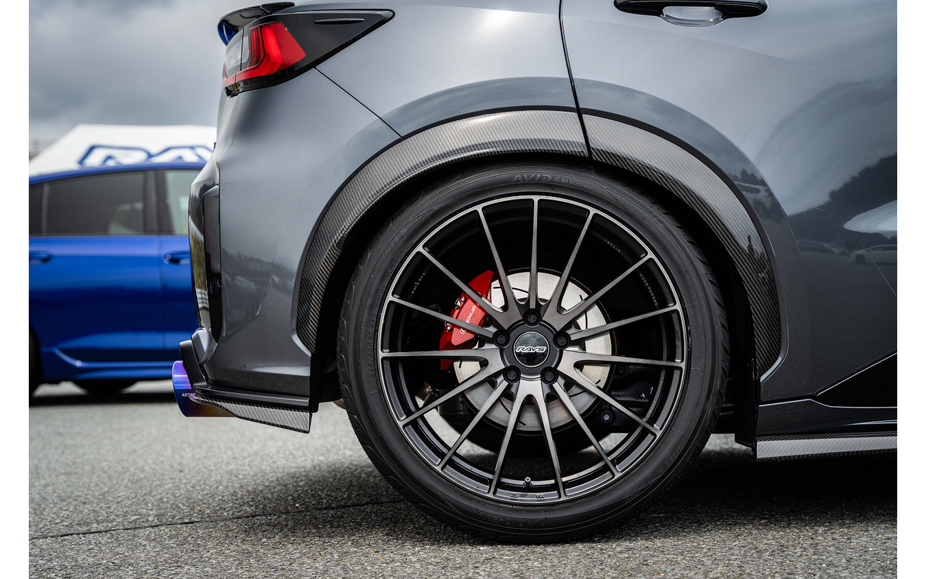 LEXUS LBX × レイズ VMF L-01