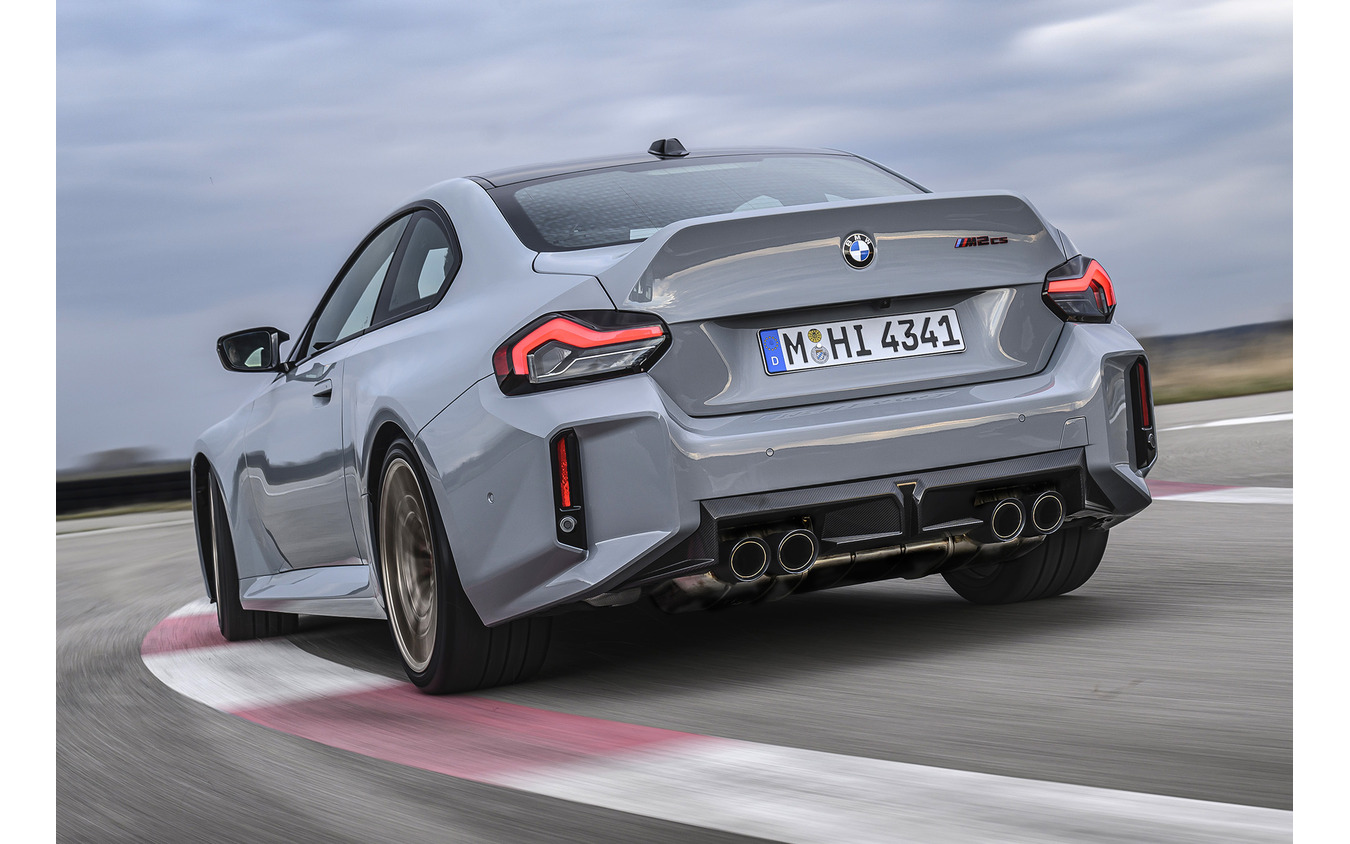 BMW M2 CS