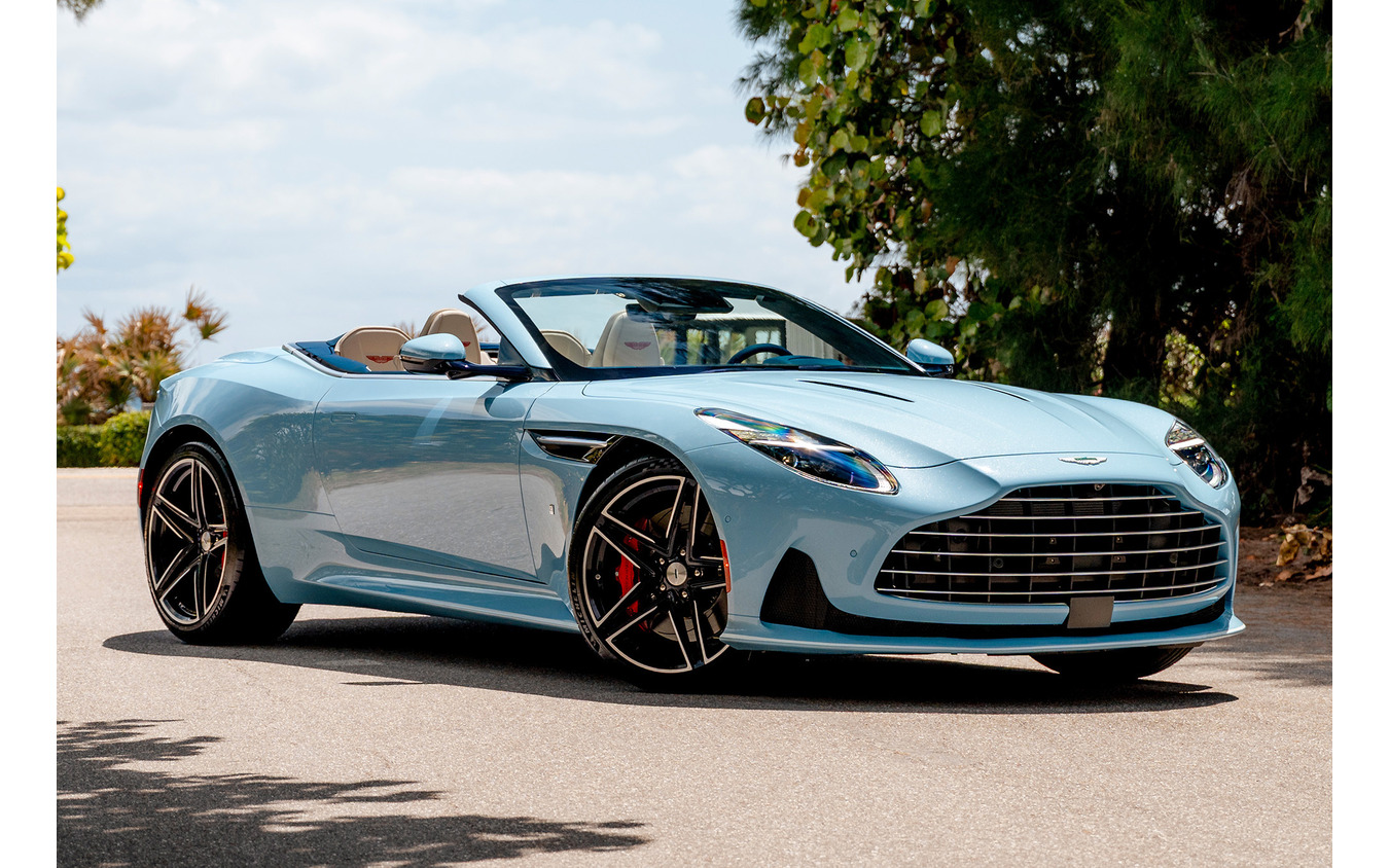 アストンマーティン パームビーチ・エディション DB12 ヴォランテ