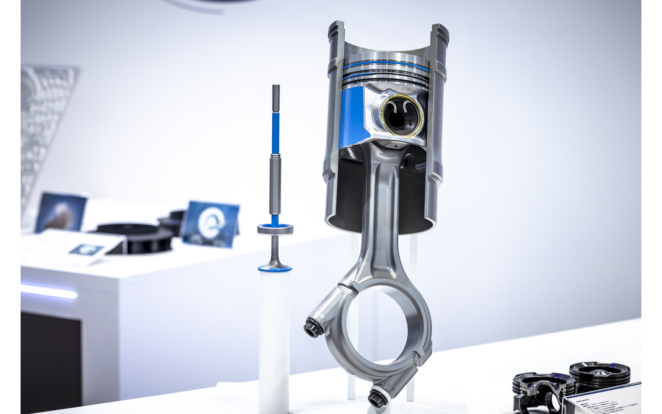 マーレの「水素パワーセルユニット」(MAHLE hydrogen power cell unit)