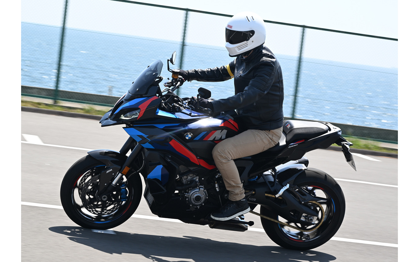 BMW M 1000 XR