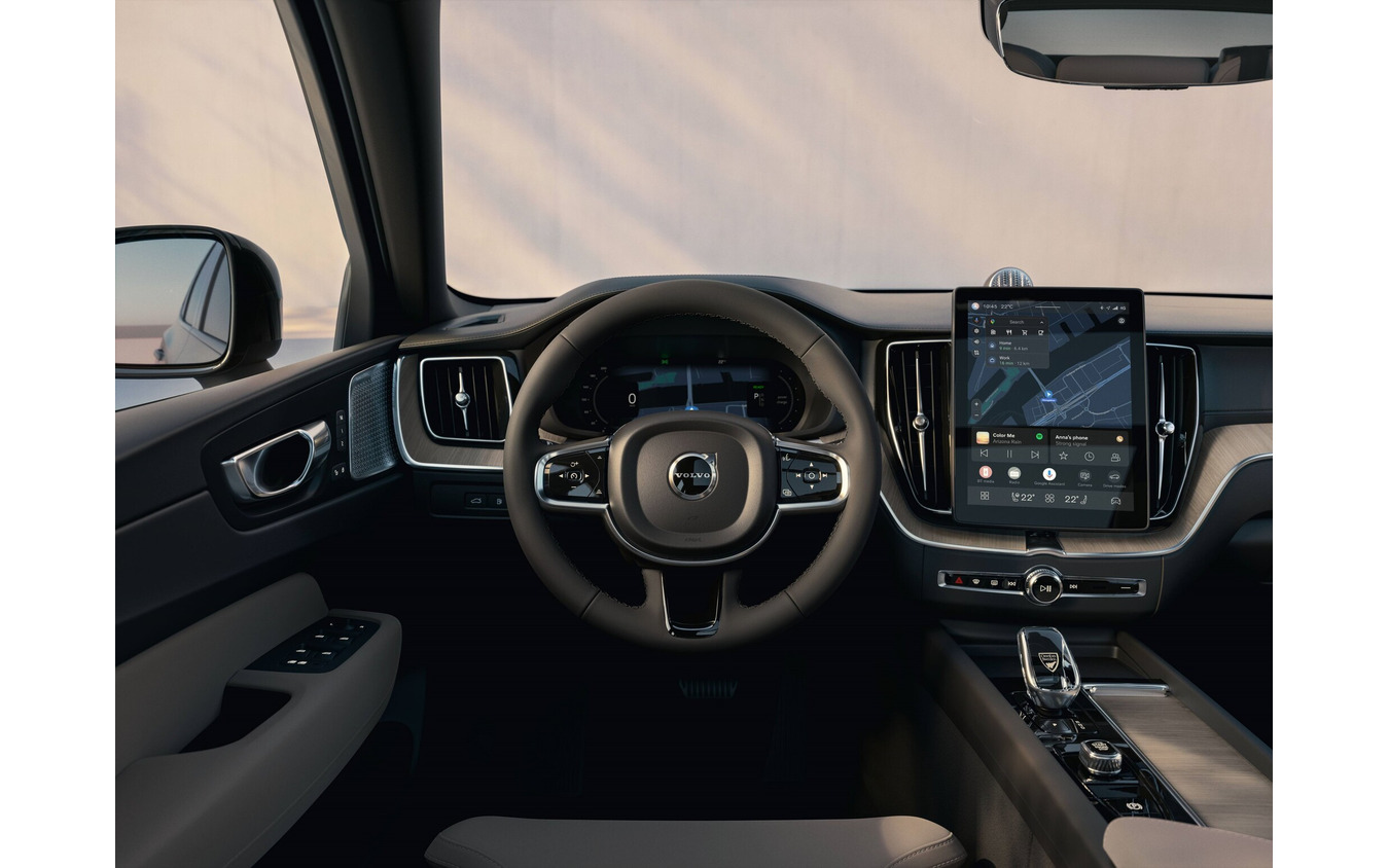 ボルボ『XC60』改良新型