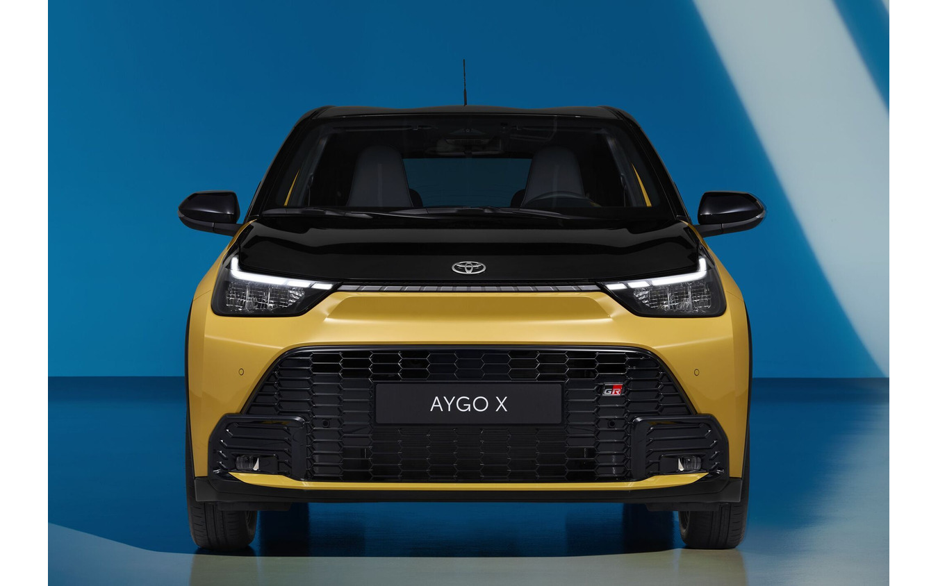トヨタ『アイゴX』改良新型の「GRスポーツ」
