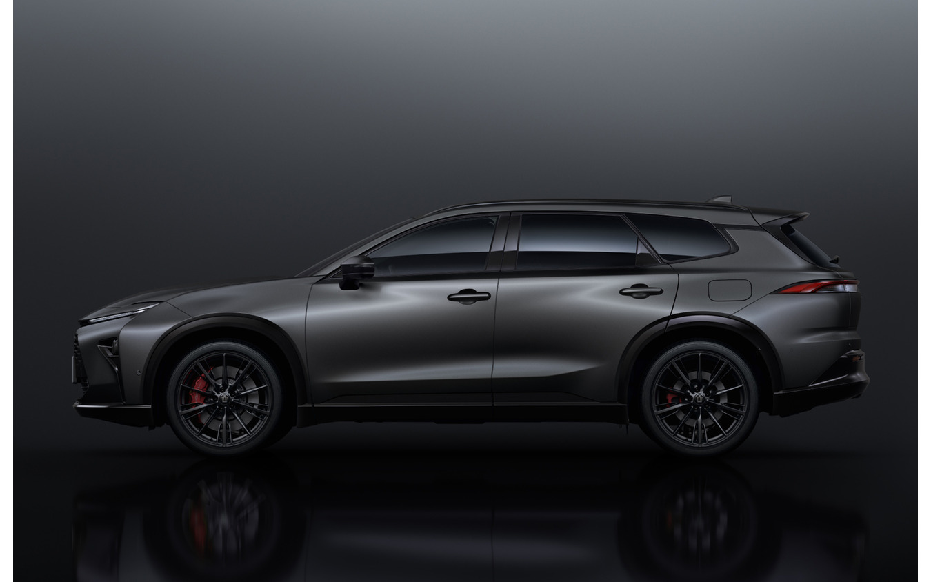 クラウン専門店「THE CROWN」向け特別限定車『ESTATE RS“THE LIMITED-MATTE METAL”』