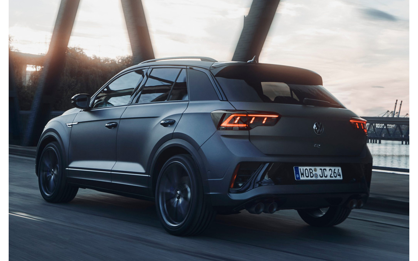 VW Tロック R ブラックスタイル・パフォーマンス