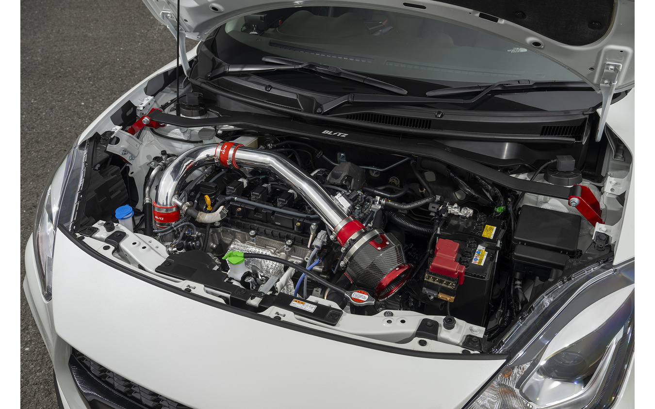 CARBON POWER AIR CLEANERとSUCTION KIT/BLITZ TUNING ECU