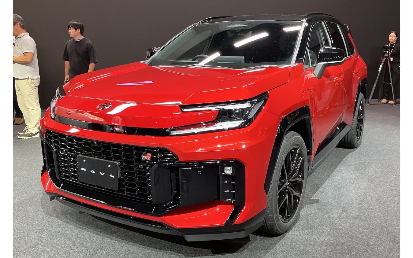 トヨタ RAV4 新型:GRスポーツ