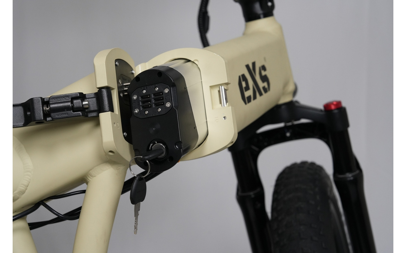 電動モビリティブランド「eXs」の電動アシスト自転車「eXs Street」