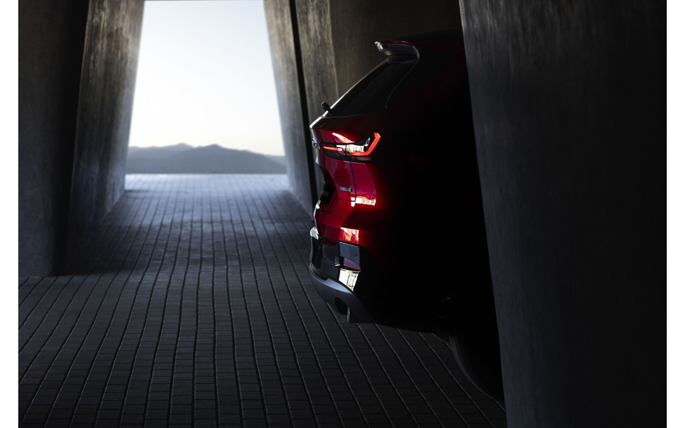 マツダ『CX-5』新型のティザー写真