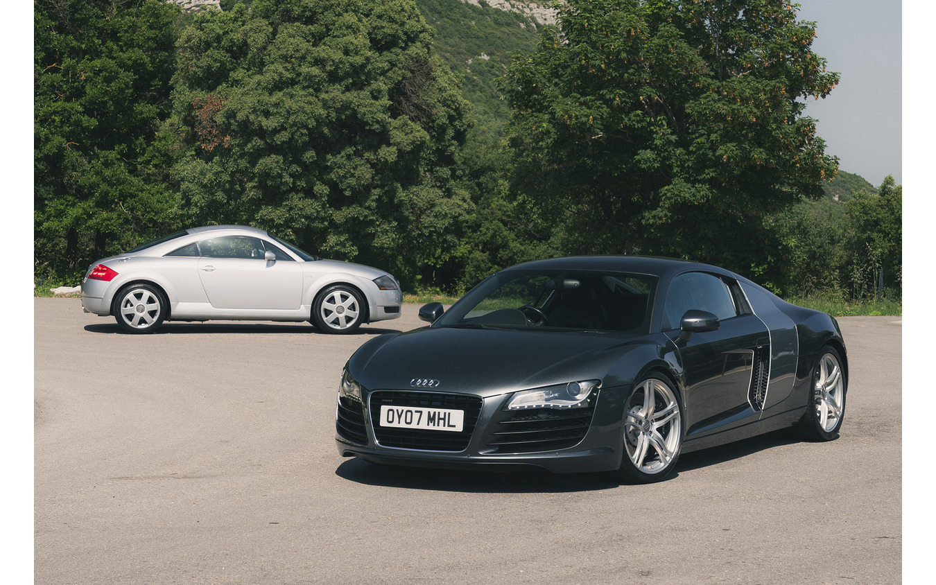 アウディ TTとR8
