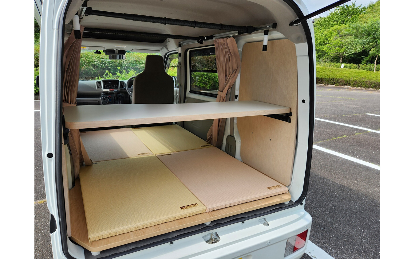軽自動車(スズキ・エブリイ)をベースとした多機能車両「MARU MOBI Lite(マルモビライト)」