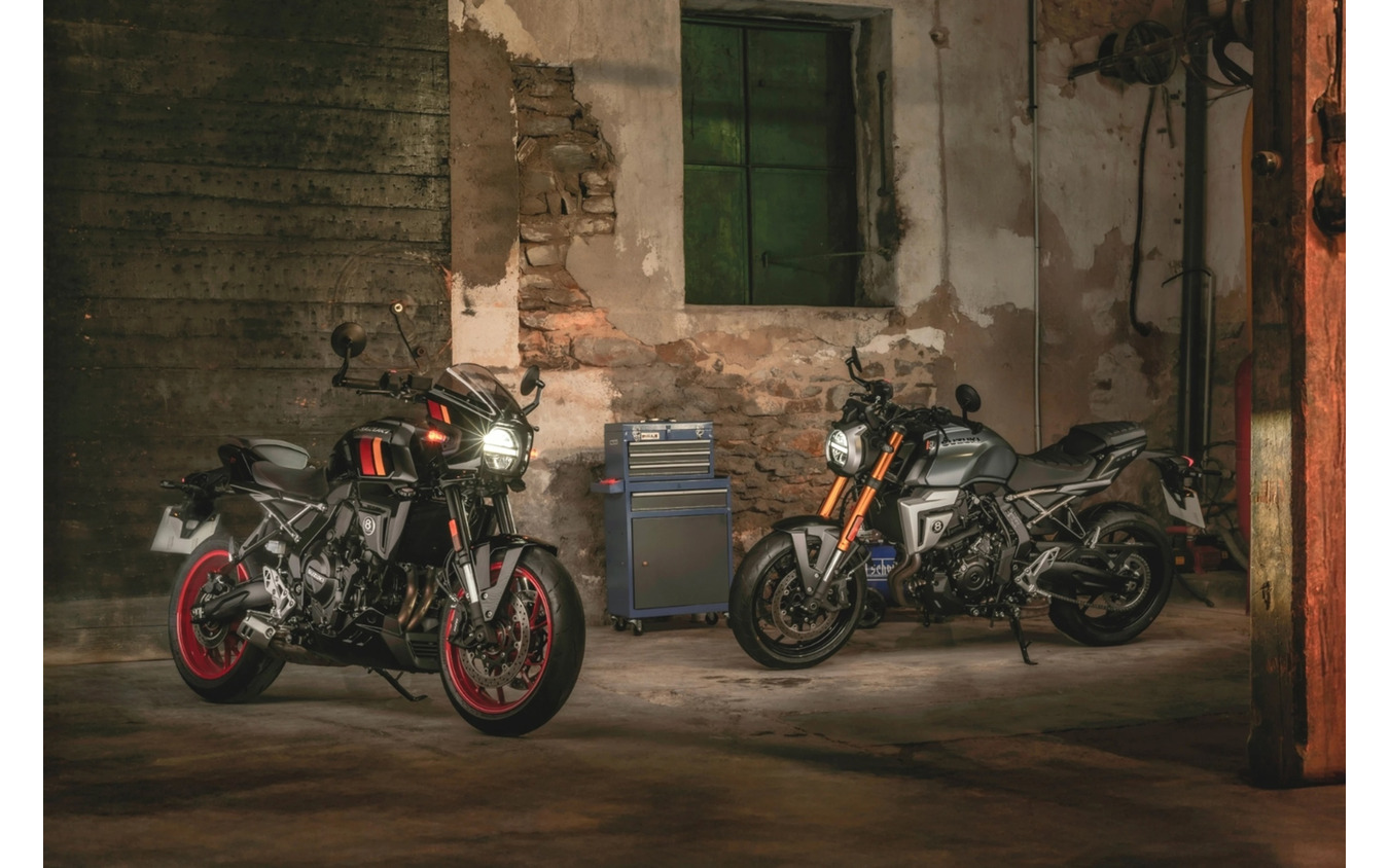 スズキ GSX-8TとGSX-8TT