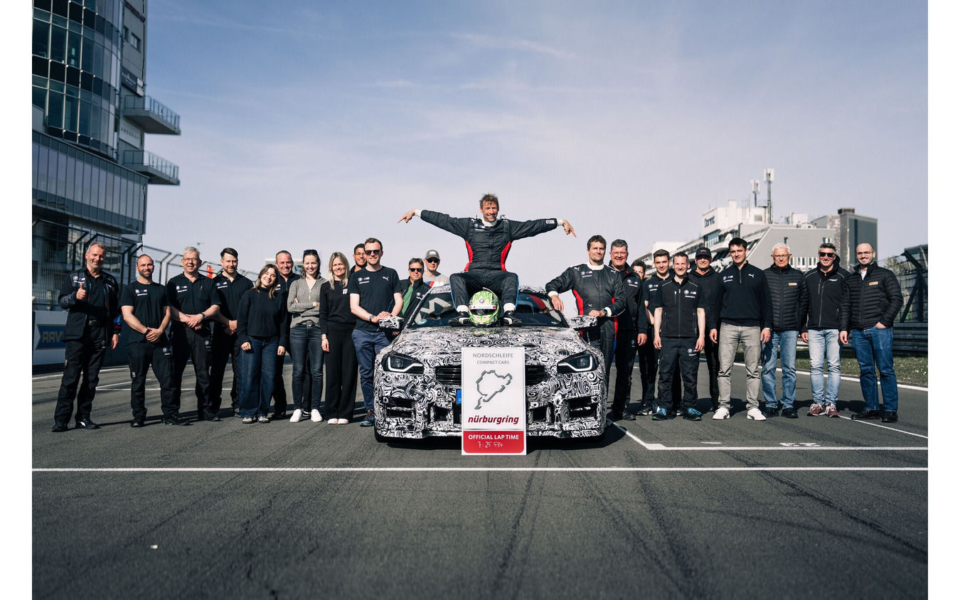 BMW『M2 CS』がドイツ・ニュルブルクリンク北コースで7分25秒5の新記録を樹立