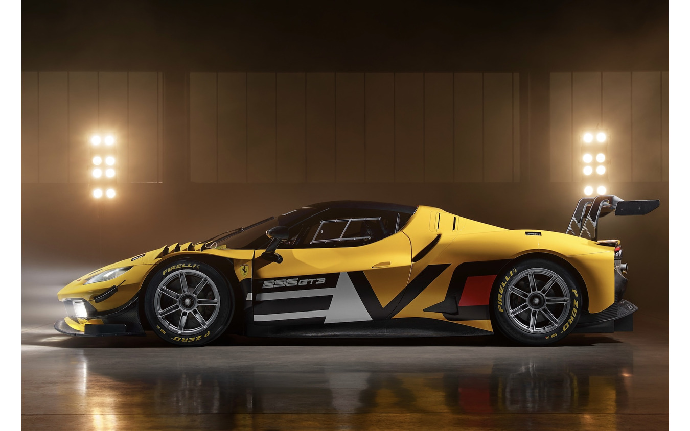 フェラーリ296 GT3 Evo