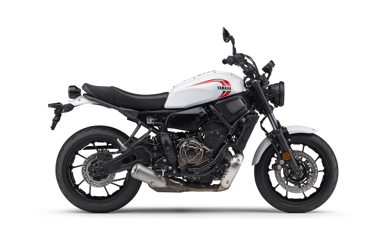 ヤマハ XSR700 ABS(ラジカルホワイト)