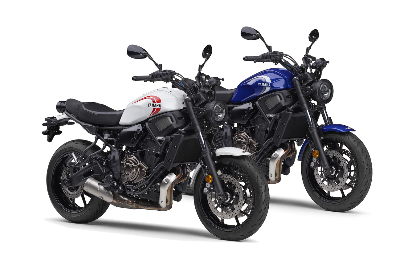 ヤマハ XSR700 ABSの新色「ホワイト」と「ブルー」