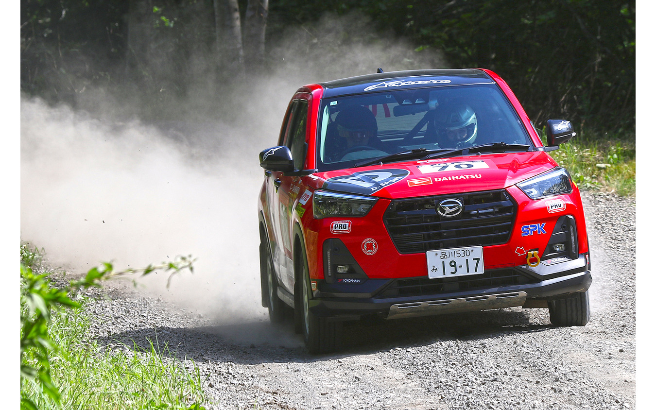 XCRスプリントカップ北海道第3戦 ARK ラリー・カムイ XC-3クラス3位の相原泰祐選手/上原あずみ選手組 ダイハツ『ロッキー』