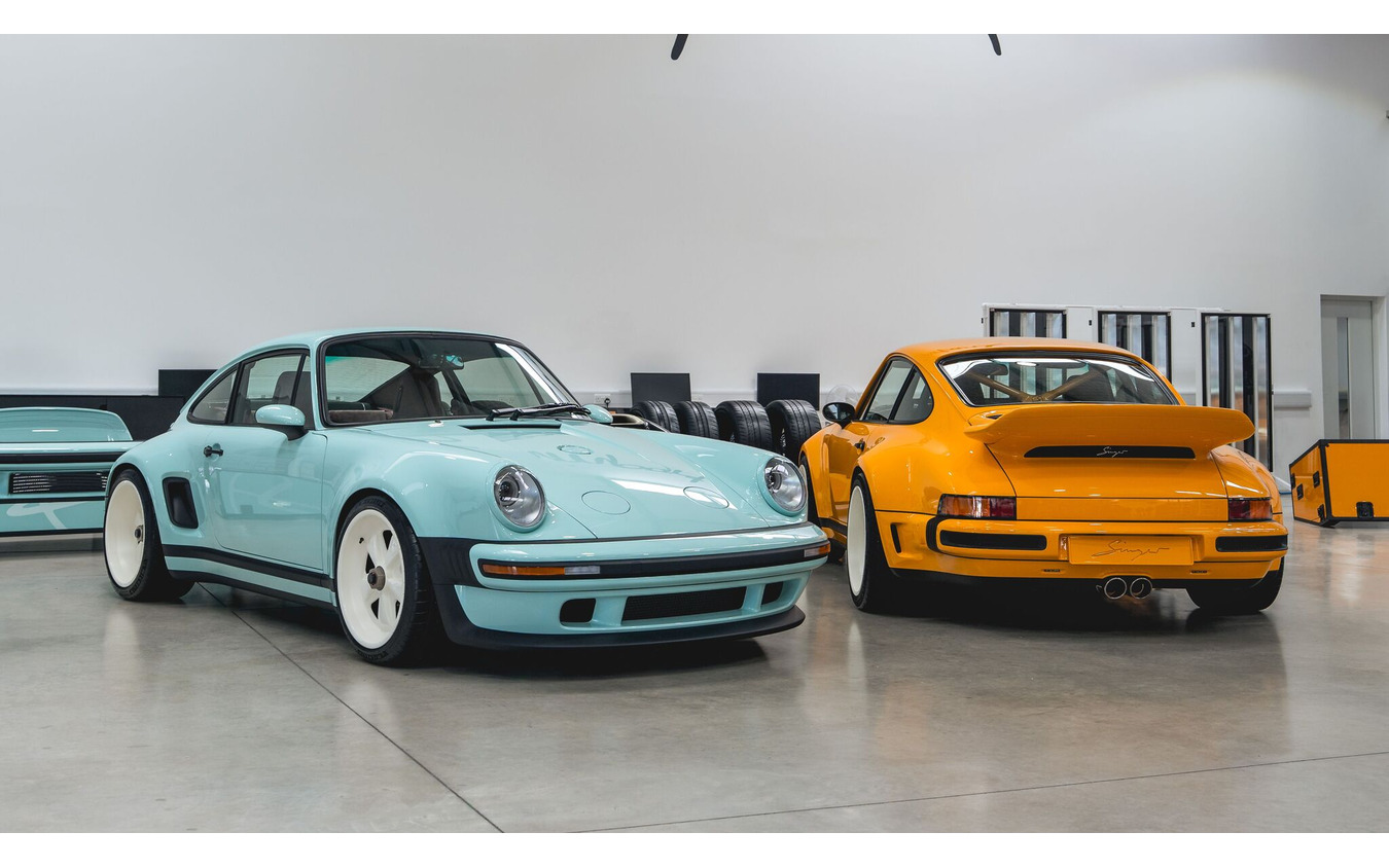 ポルシェ911カレラクーペ・リイマジンド・バイ・シンガー