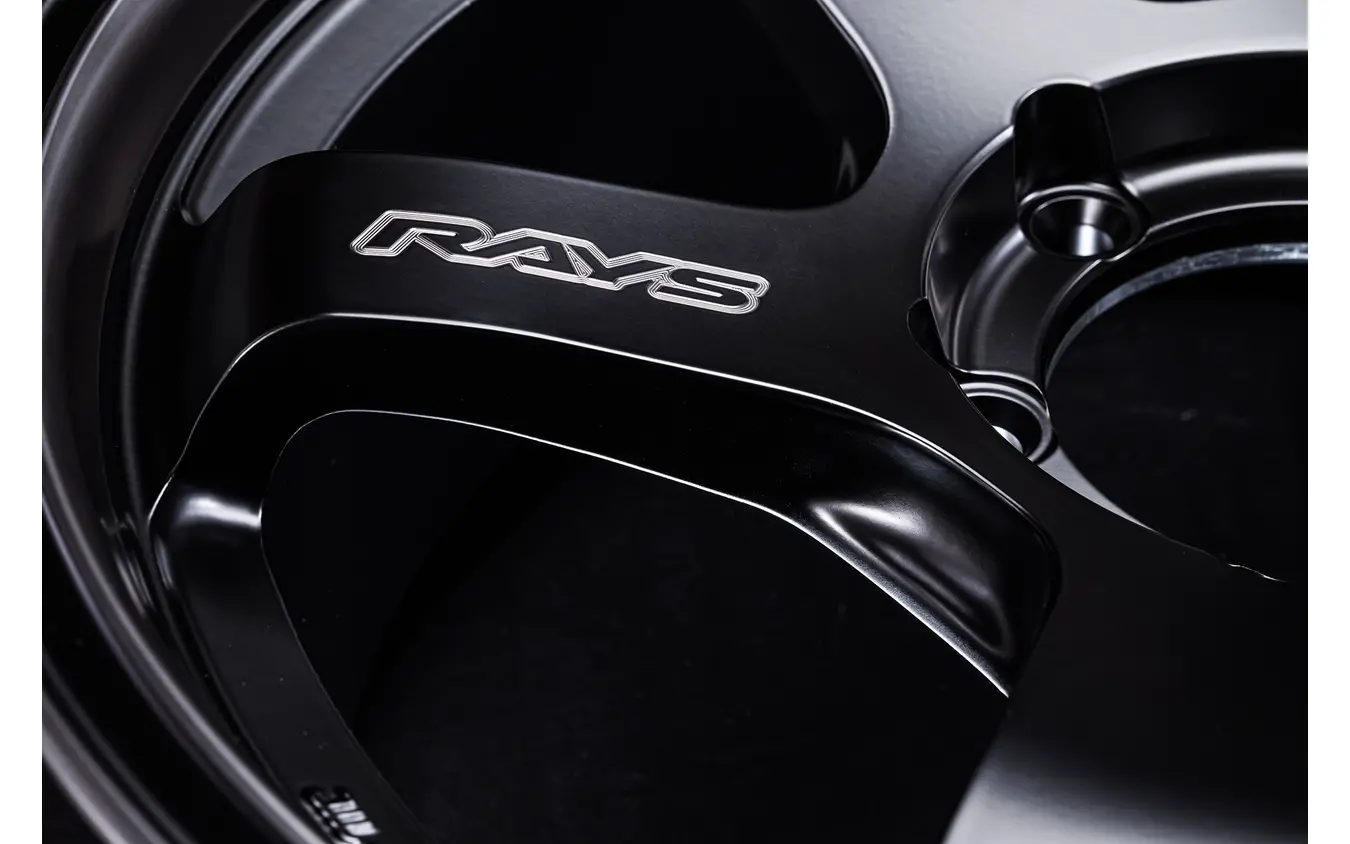 TE37SB Black Shadow LTD.