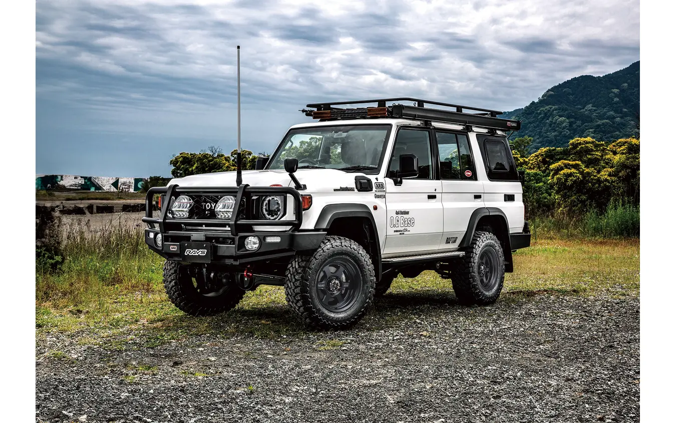 TE37XT Black Shadow LTD.× TOYOTA ランドクルーザー70