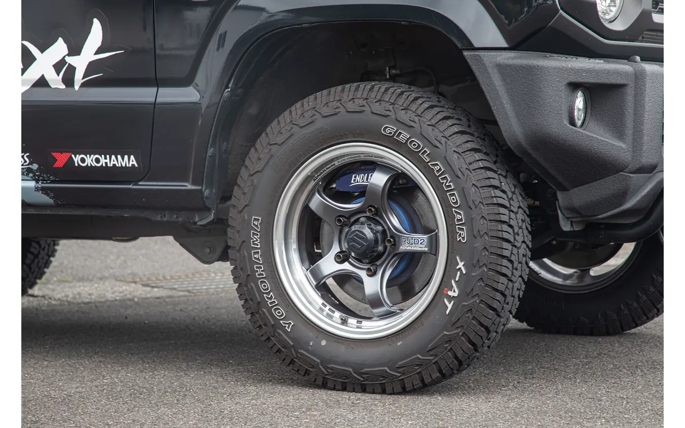 HKS x SUZUKI JIMNY