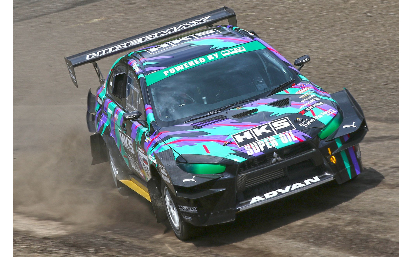 田口勝彦選手が搭乗した『HKS ランサーエボリューション』