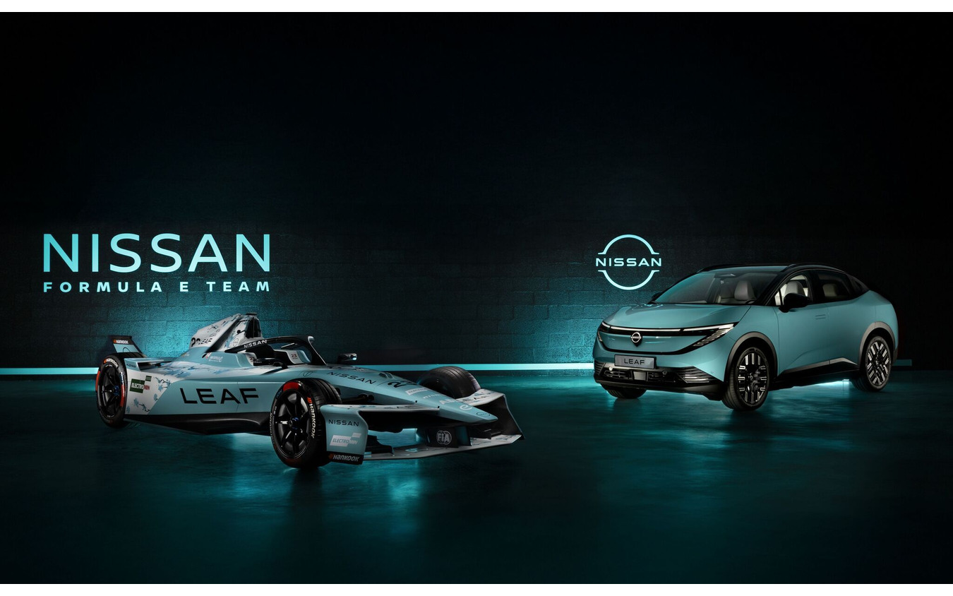 日産がフォーミュラE最終戦に新型『リーフ』世界発売記念の特別ティールブルーで参戦
