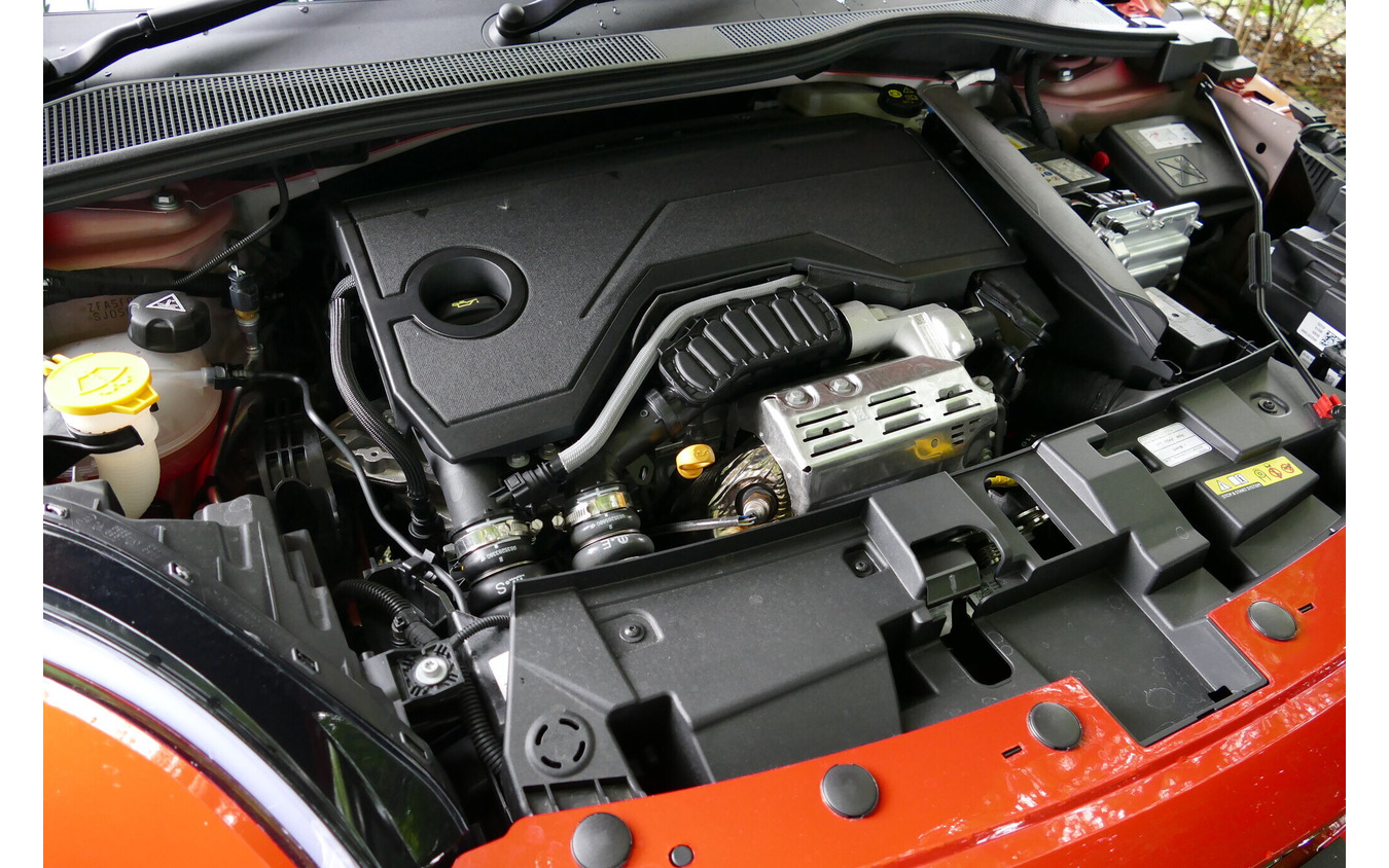 フィアット 600ハイブリッド La Prima