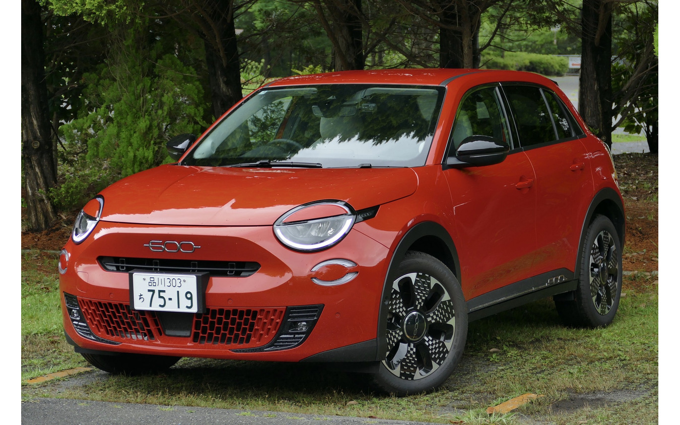 フィアット 600ハイブリッド La Prima